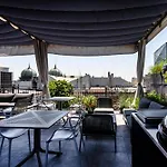מלון Indigo - Old Town By Ihg 4*