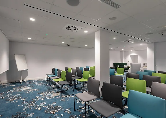 Hotel Indigo - Old Town By Ihg 4*