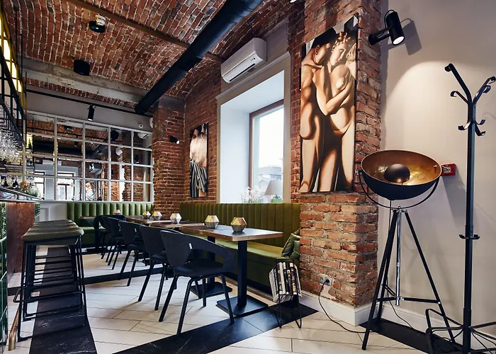 Hotel Indigo - Old Town By Ihg 4*