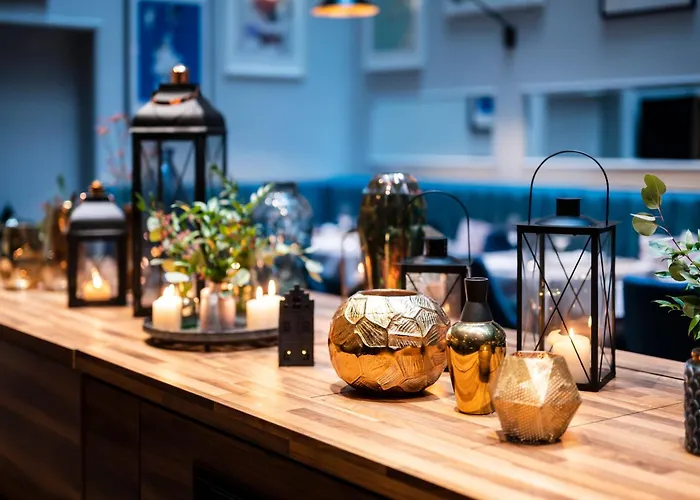 Hotel Indigo - Old Town By Ihg 4*