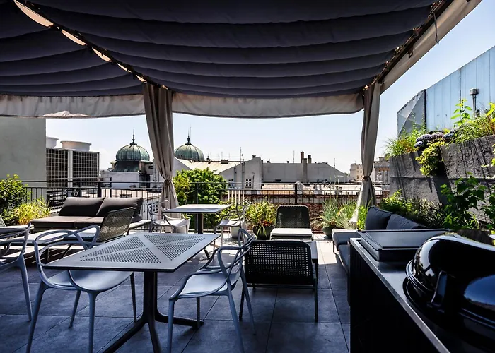 Hotel Indigo - Old Town By Ihg 4*