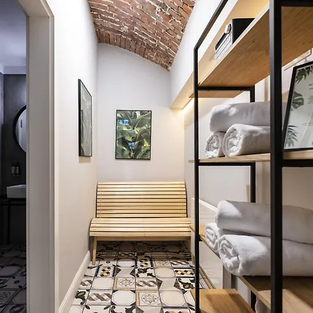 Indigo - Old Town By Ihg Готель 4*