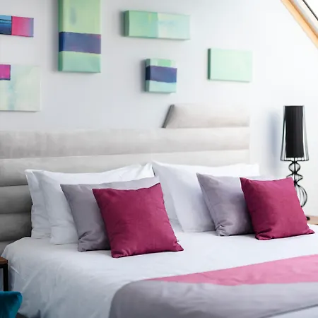 Indigo - Old Town 4*