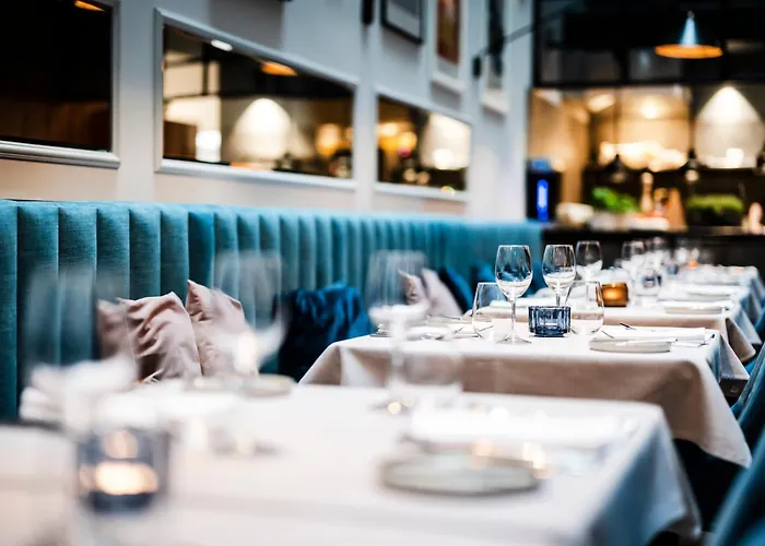 Hotel Indigo - Old Town 4*